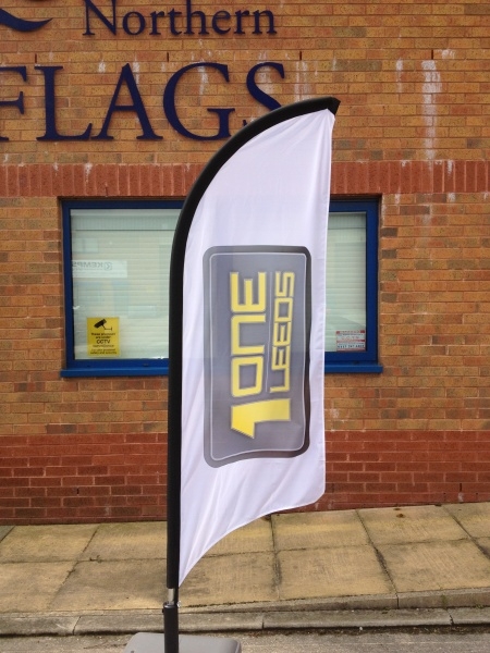 Feather Flags UK | Feather Flag Printing | High Quality Flags | Feather ...